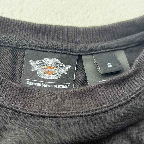 Like new Harley Davidson crew neck - Picture 2 of 3
